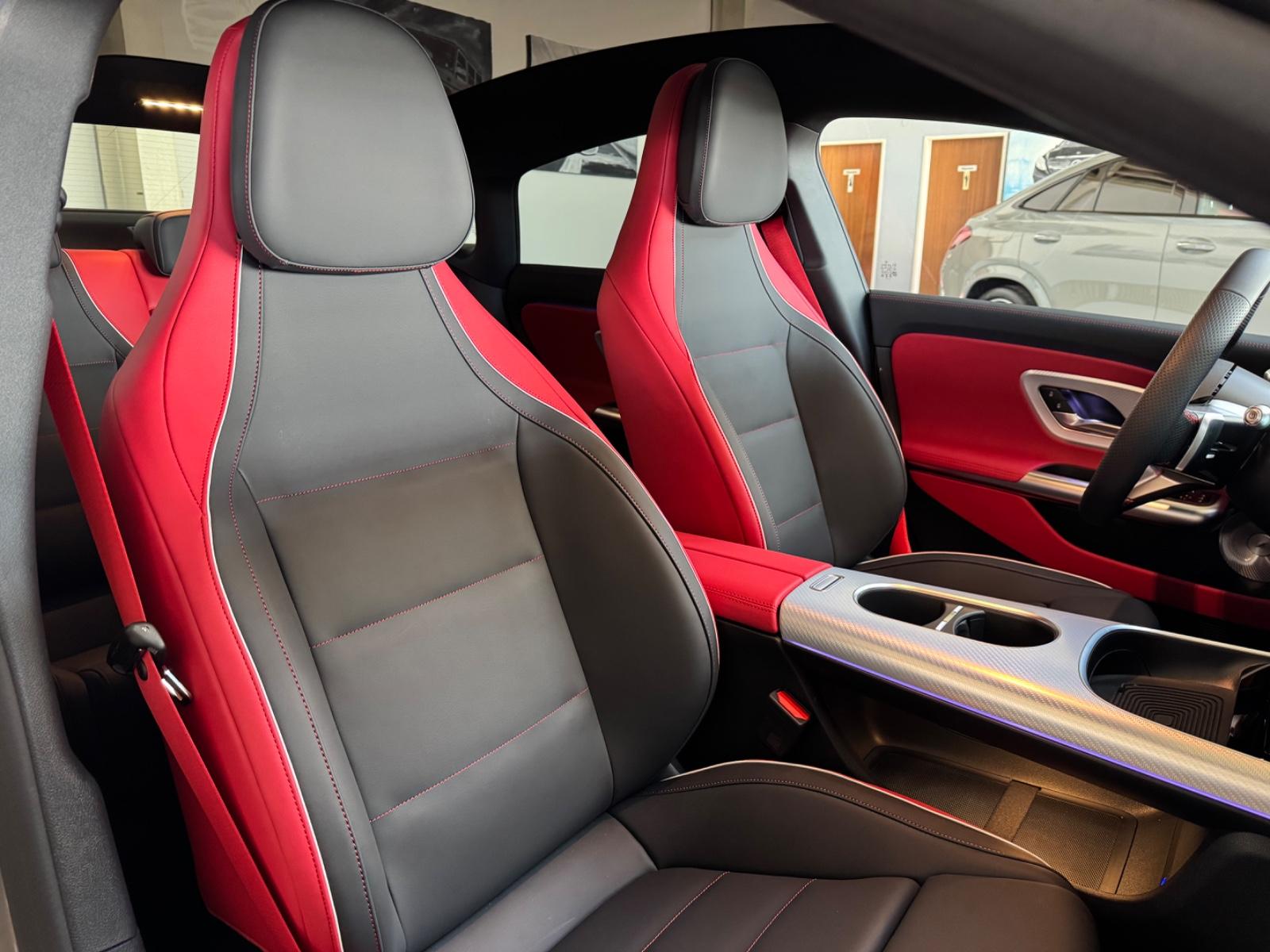 Mercedes-Benz CLA 220 AMG PREM+/SUPERSCREEN/AHK/HuD/360°/PANO