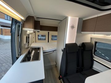 Westfalia Columbus 540 D 140 PS Solar SKYVIEW ACC