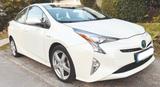 Toyota Prius 1.8-l-VVT-i - Hybrid - weiße Toyota Prius