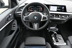 Fahrzeugabbildung BMW 120d M Sport*LED*Shadow-Line*ACC*Kamera*19"