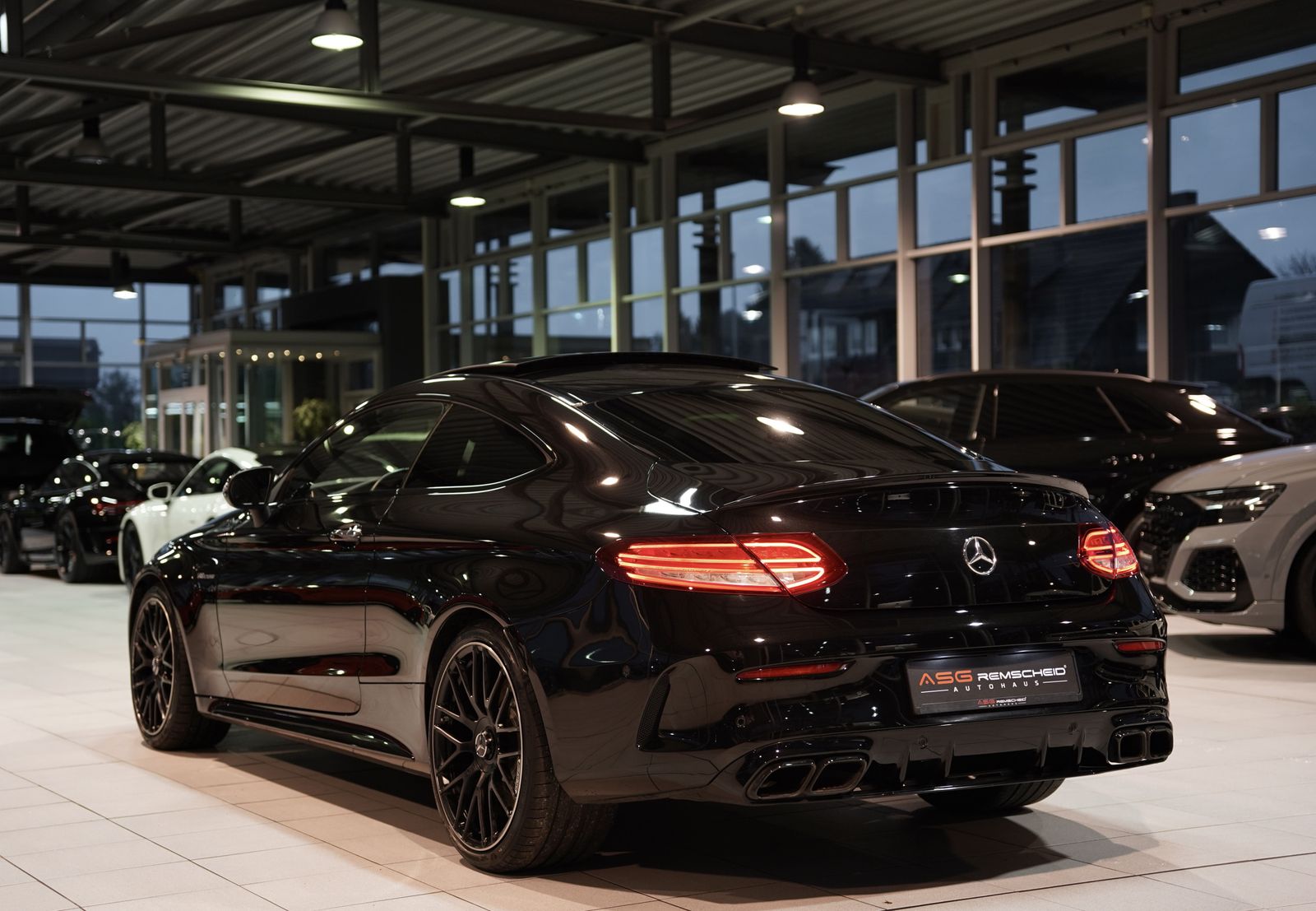 Mercedes Benz C 63 Amg