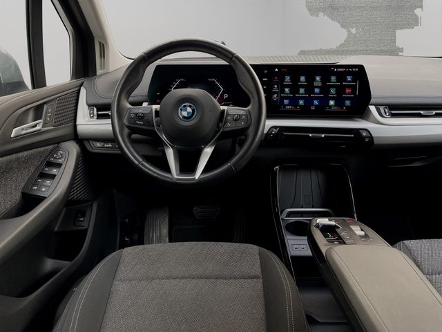 Foto Nummer 11: BMW 230e xDrive