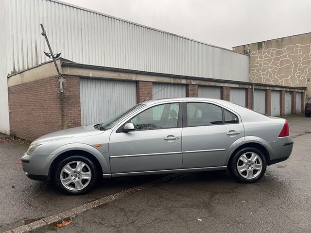 Ford Mondeo 2.5 V6 Ghia*AUTOMATIK*LEDER*KLIMA*