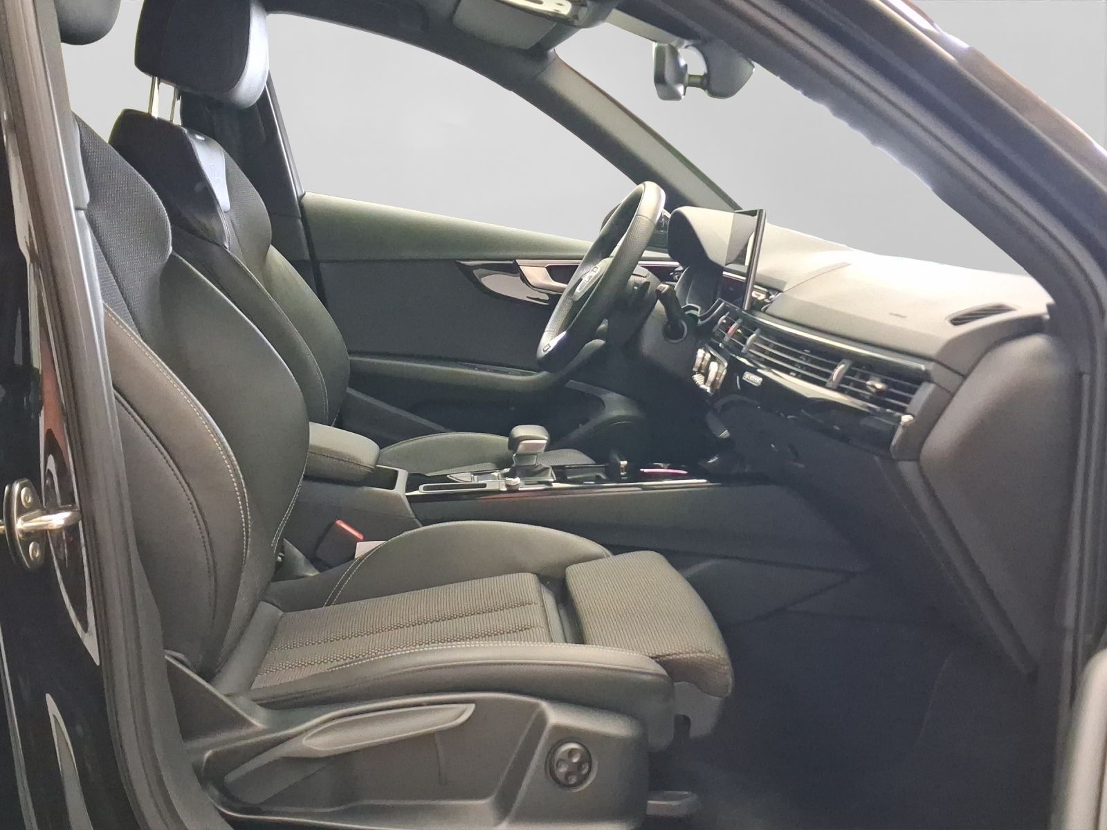 Audi A4 - Bild 4