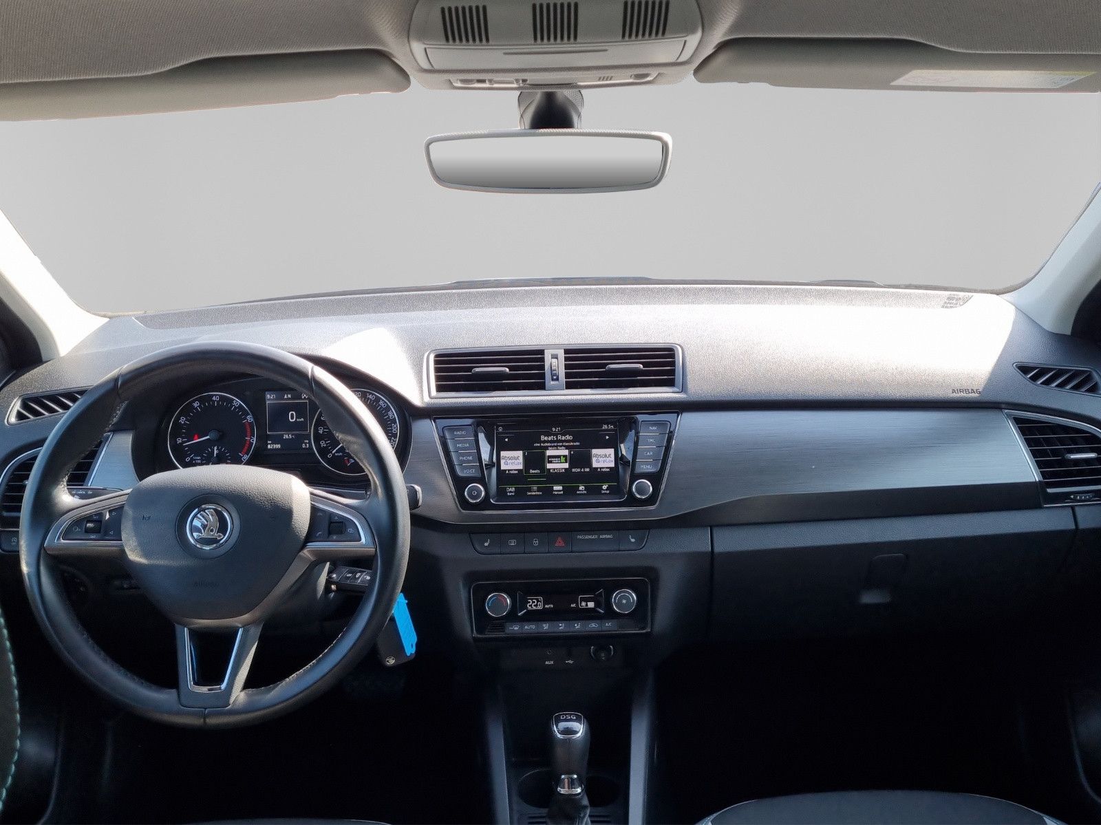 Fahrzeugabbildung SKODA Fabia Combi Joy 1,2 TSI DSG Navi GRA PDC