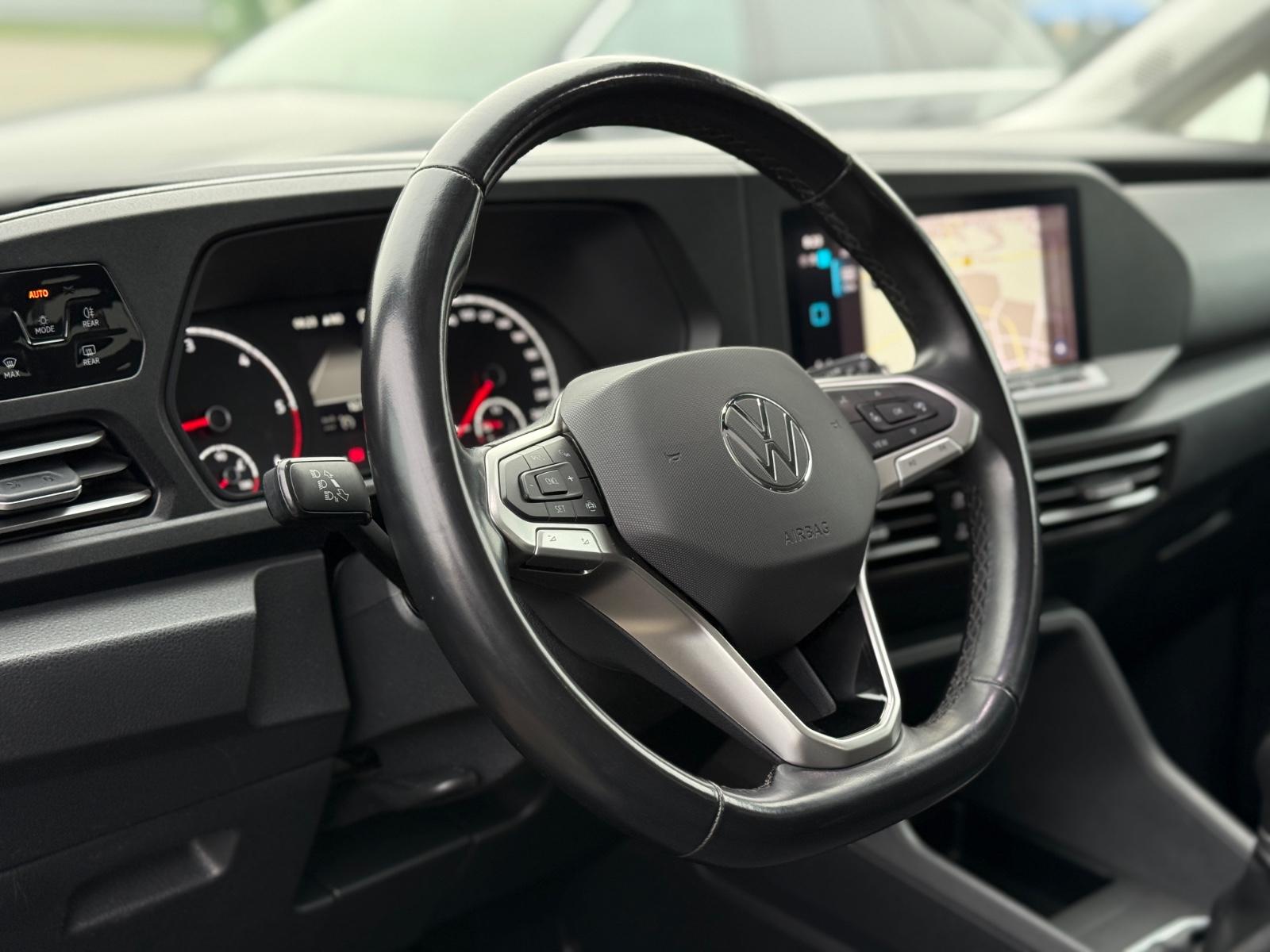 Volkswagen Caddy Maxi Move 7-Sitzer PANO StdHzg. AHK Ergo