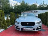 Jaguar XE Prestige - Jaguar XE: Prestige
