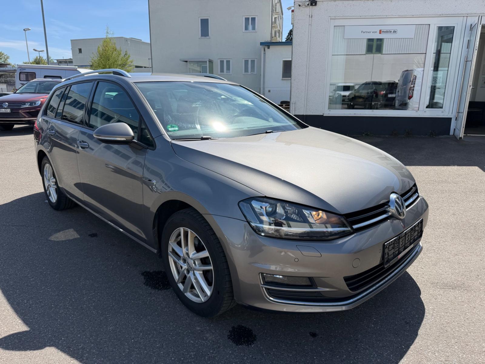 Volkswagen Golf VII Variant Lounge BMT DSG Xenon