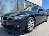 BMW 320 i touring Navi Sitzh. Pano PDC AHK HU NEU