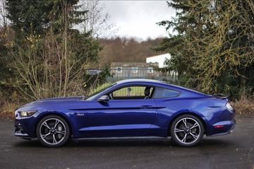 Ford Mustang - 3