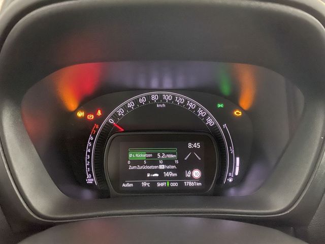 Toyota Aygo X Business Edition