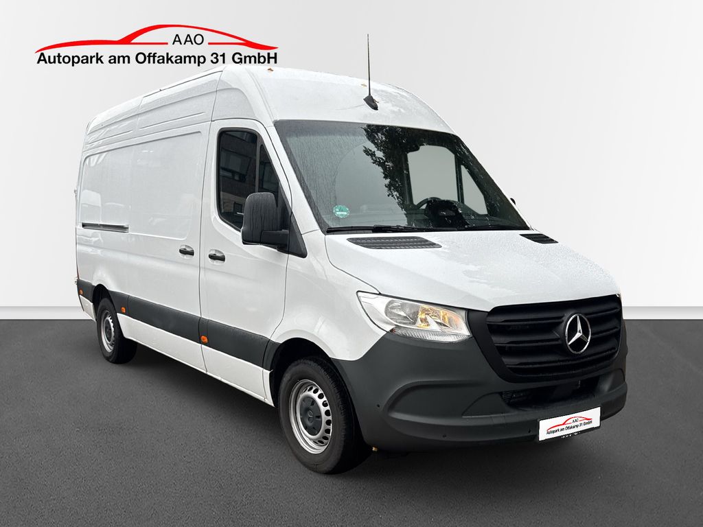 Image of Mercedes-Benz Sprinter