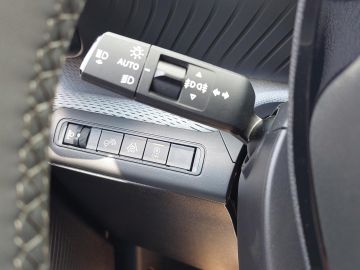 Citroën C3 Turbo 100 MAX HUD°Navi°LED°RFK°Winterpaket°