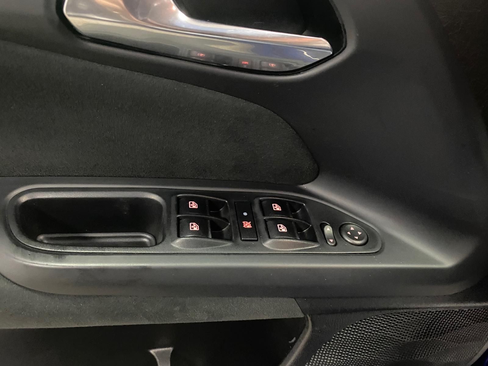 Fahrzeugabbildung Fiat Tipo 1.4 16V Turbo Lounge APP+KLIMA+PDC+NAVI+SIT
