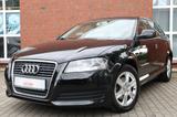 Audi A3 Sportback 1.6 Attraction Klimaauto. Navi - Audi A3 mit Benzin-Antrieb: Limousine, Klimaanlage, 1.6