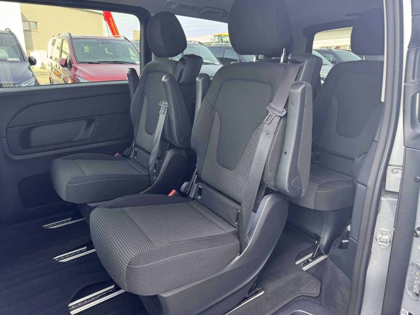 Fahrzeugabbildung Mercedes-Benz V 220 d EDITION DISTRONIC MBUX Kamera 6Sitze