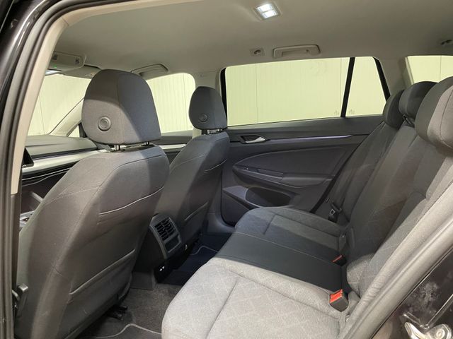 Golf VIII Variant Life 2.0 TDI DSG NAVI RFK LED