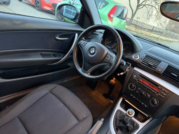 BMW 118 - 12