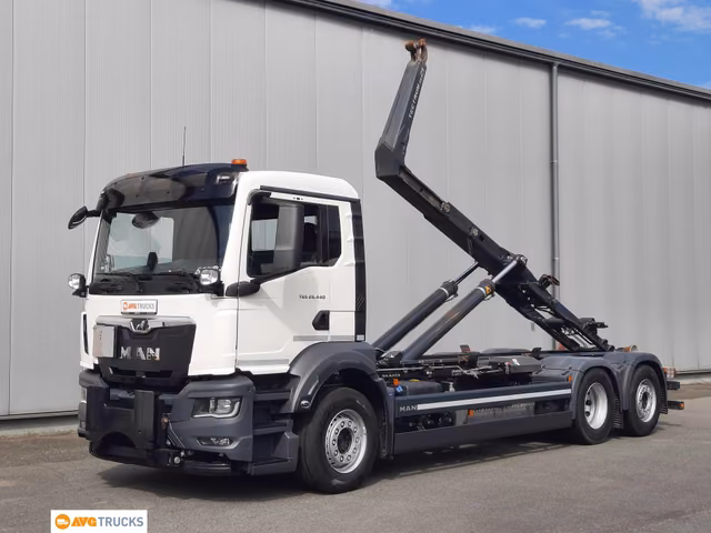 MAN 26.440 TGS 6X2 Meiller axă directoare Frontanbaupl.