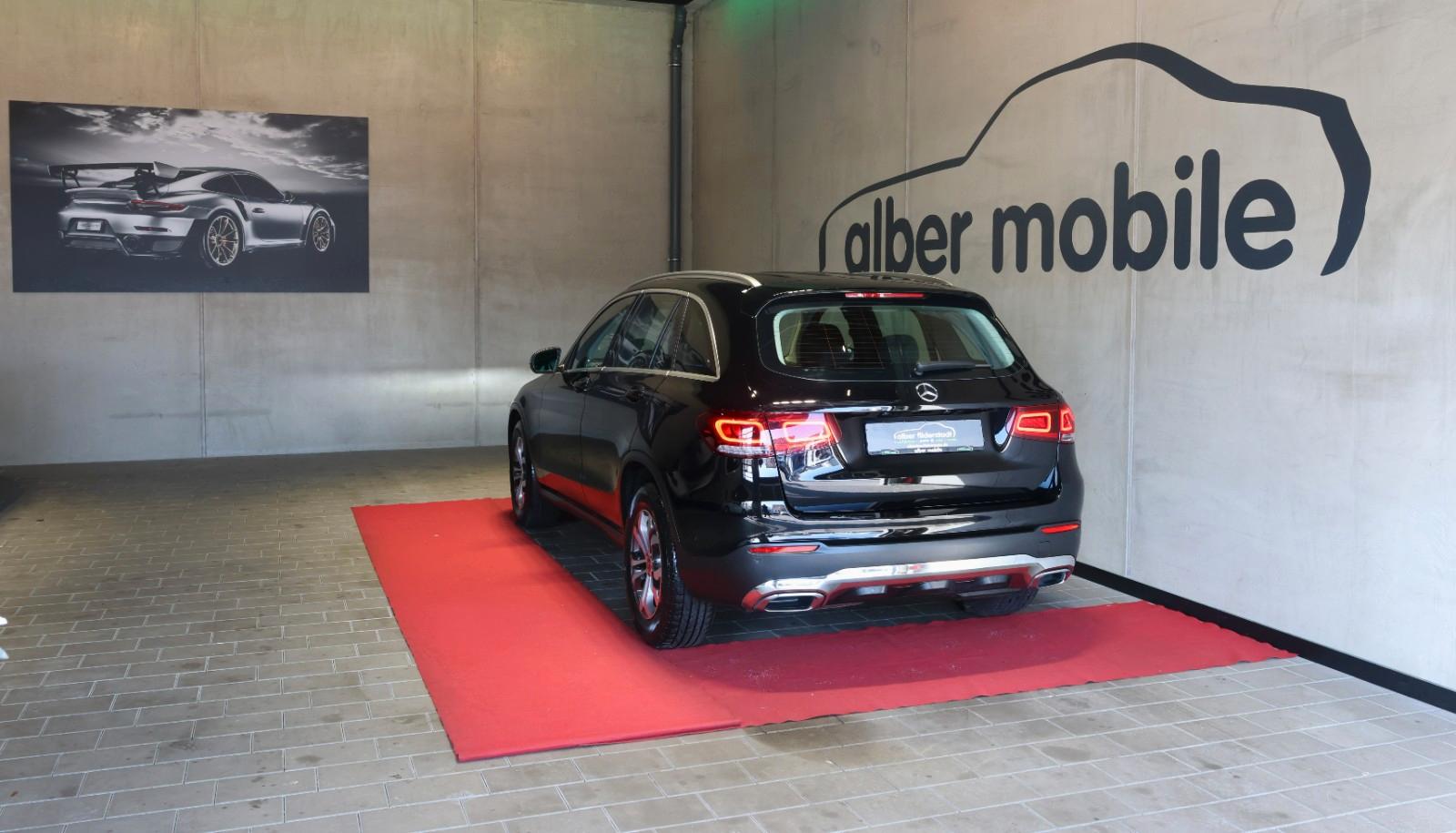 Mercedes-Benz GLC 300 d 4Matic 1Hand KAM MBUX LED TOT Verkzerk