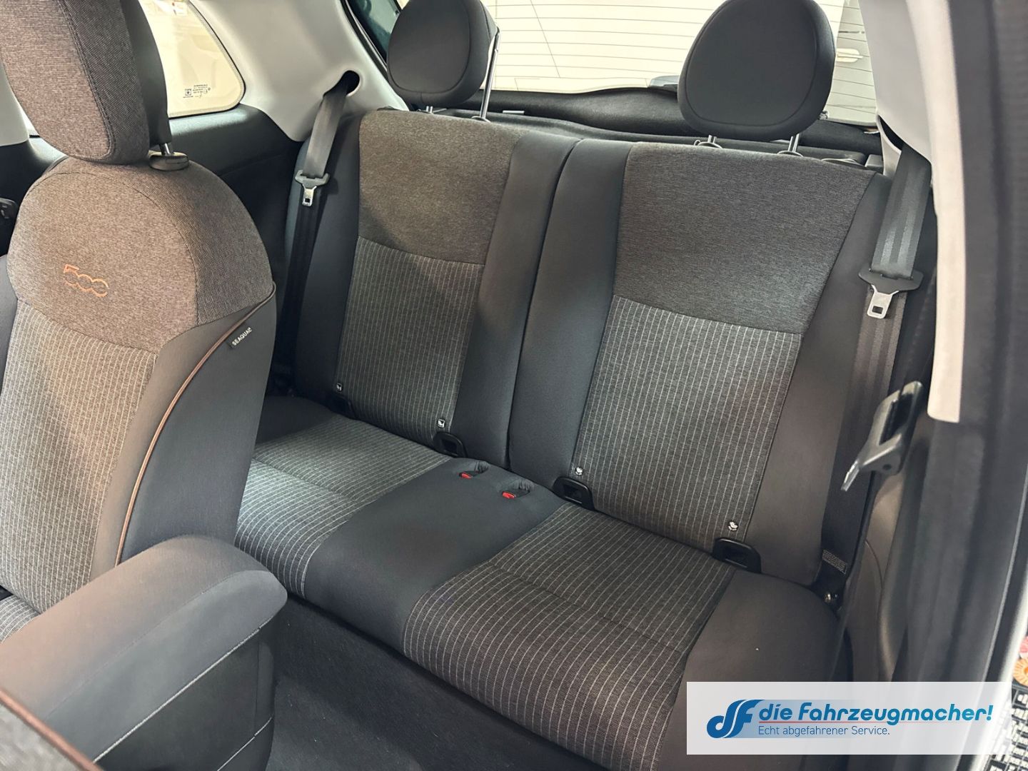 Fahrzeugabbildung Fiat 500 e Icon Navi Digitales Cockpit Memory Sitze A