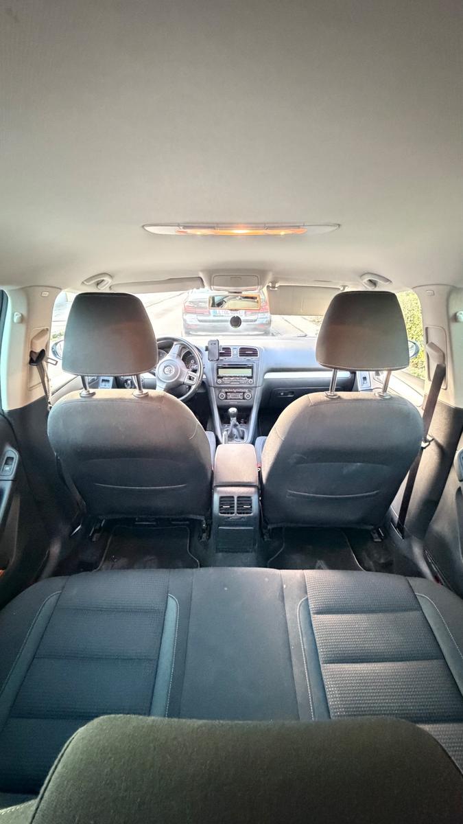 Volkswagen Golf 2010 — photo 7