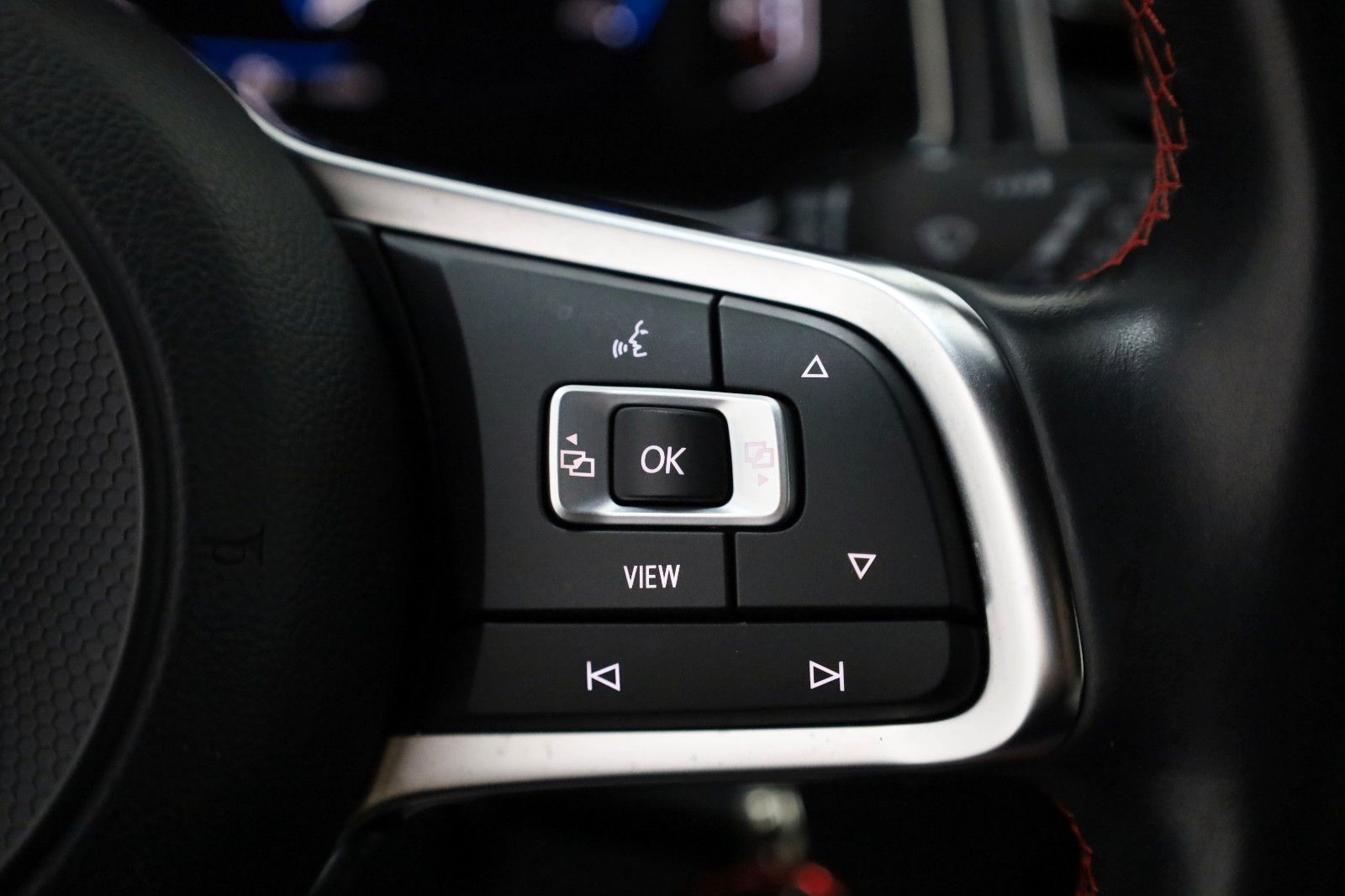 Fahrzeugabbildung Volkswagen T-Roc Sport Navi,LED,SH,Kamera,ACC,App Connect