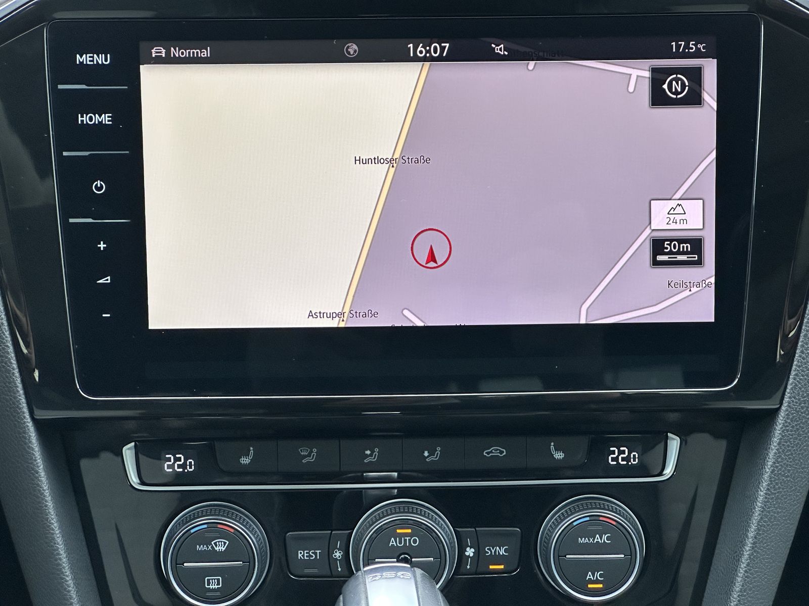 Fahrzeugabbildung Volkswagen Passat Variant HL NAV+LED+AHK+KAM+PANO+19ZO+AID