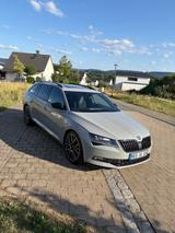 Skoda Superb 2.0 TSI DSG 4x4 SportLine Combi SportLine - Skoda Superb von privat