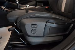BMW X2 sDrive 20 i~Automatik~Navi~LED~Sportsitze~AHK