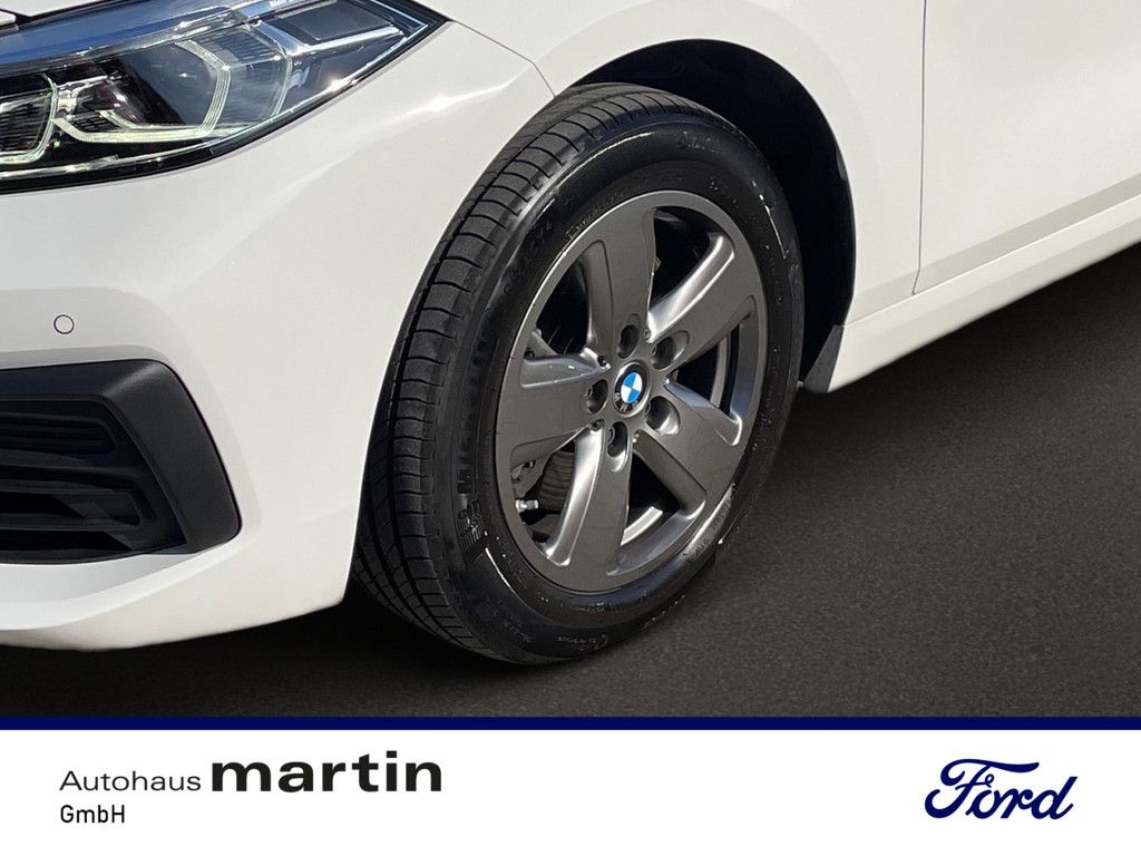 Fahrzeugabbildung BMW 116 i Advantage KLIMA PDC SITZHEIZUNG NAVI LED