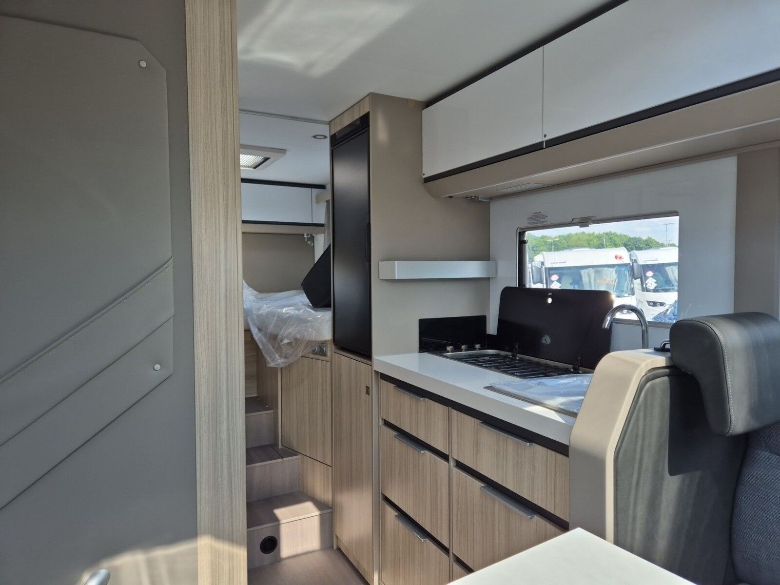 Fahrzeugabbildung Adria Compact Supreme DL LED,Truma6E,Safety,Navi+RFK
