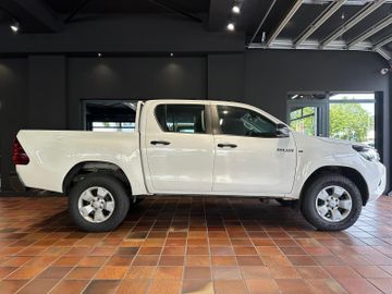 Toyota Hilux - 12