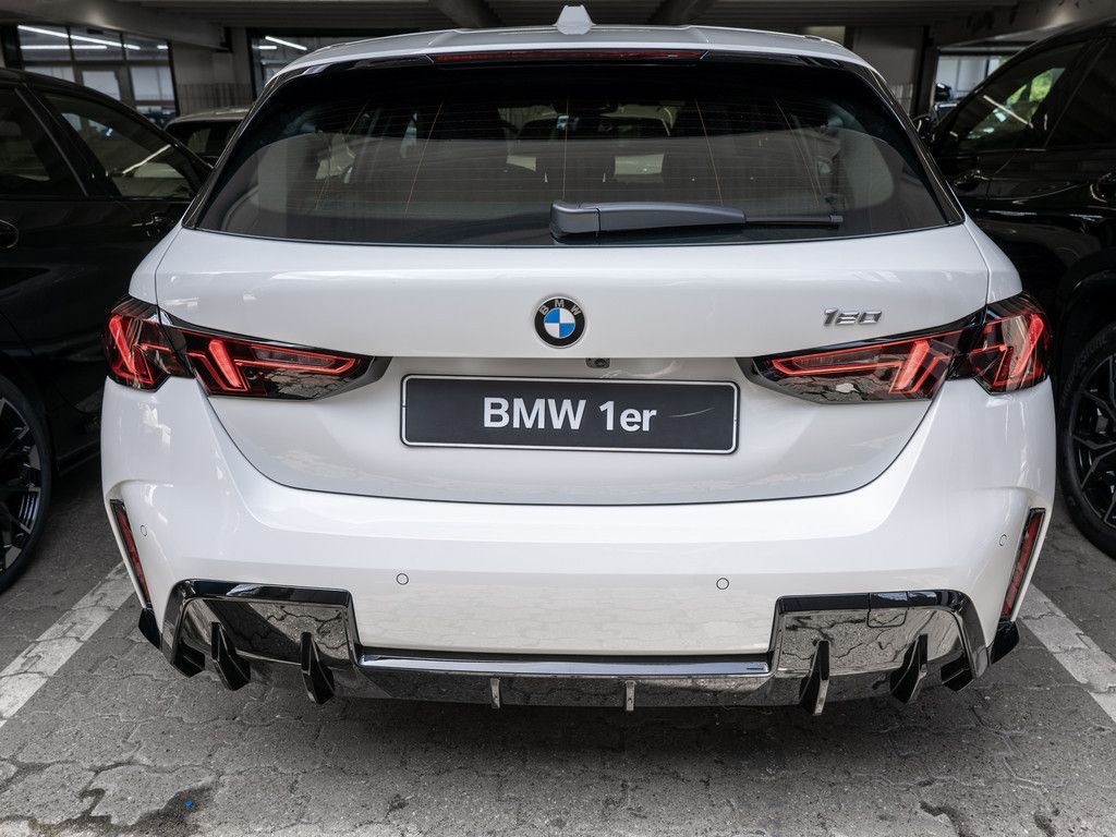 BMW 120 - Bild 6