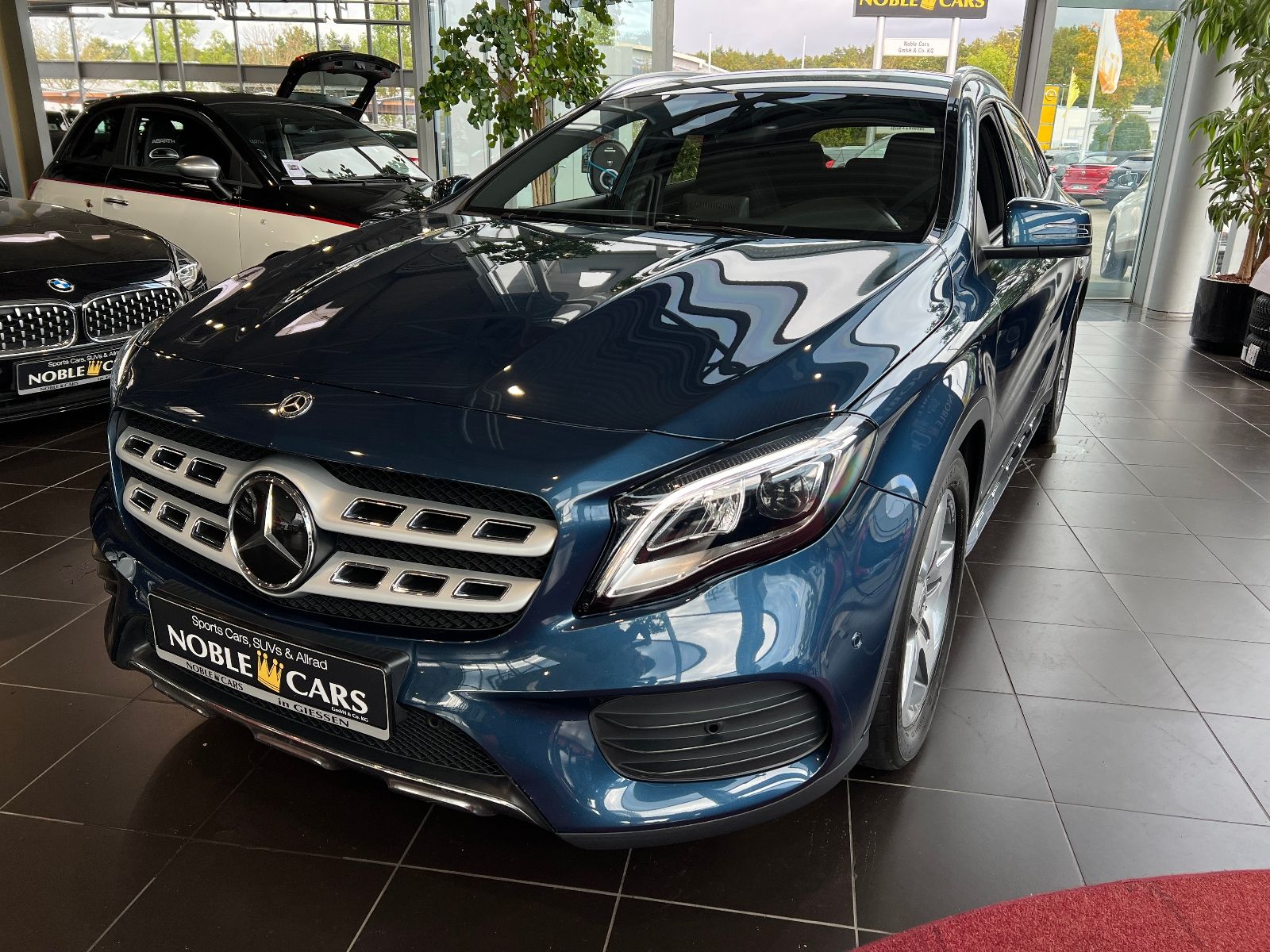 Fahrzeugabbildung Mercedes-Benz GLA 250 AMG Line ACC LED NAVI