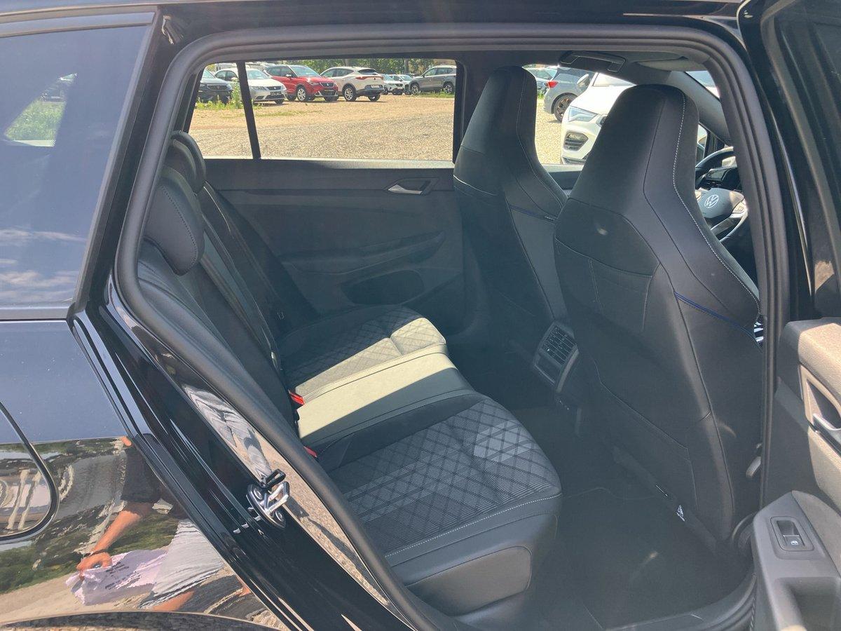 Volkswagen Golf VIII VARIANT 1.5 eTSI R-LINE ACC+KAMERA+SHZ, миниатюра 26