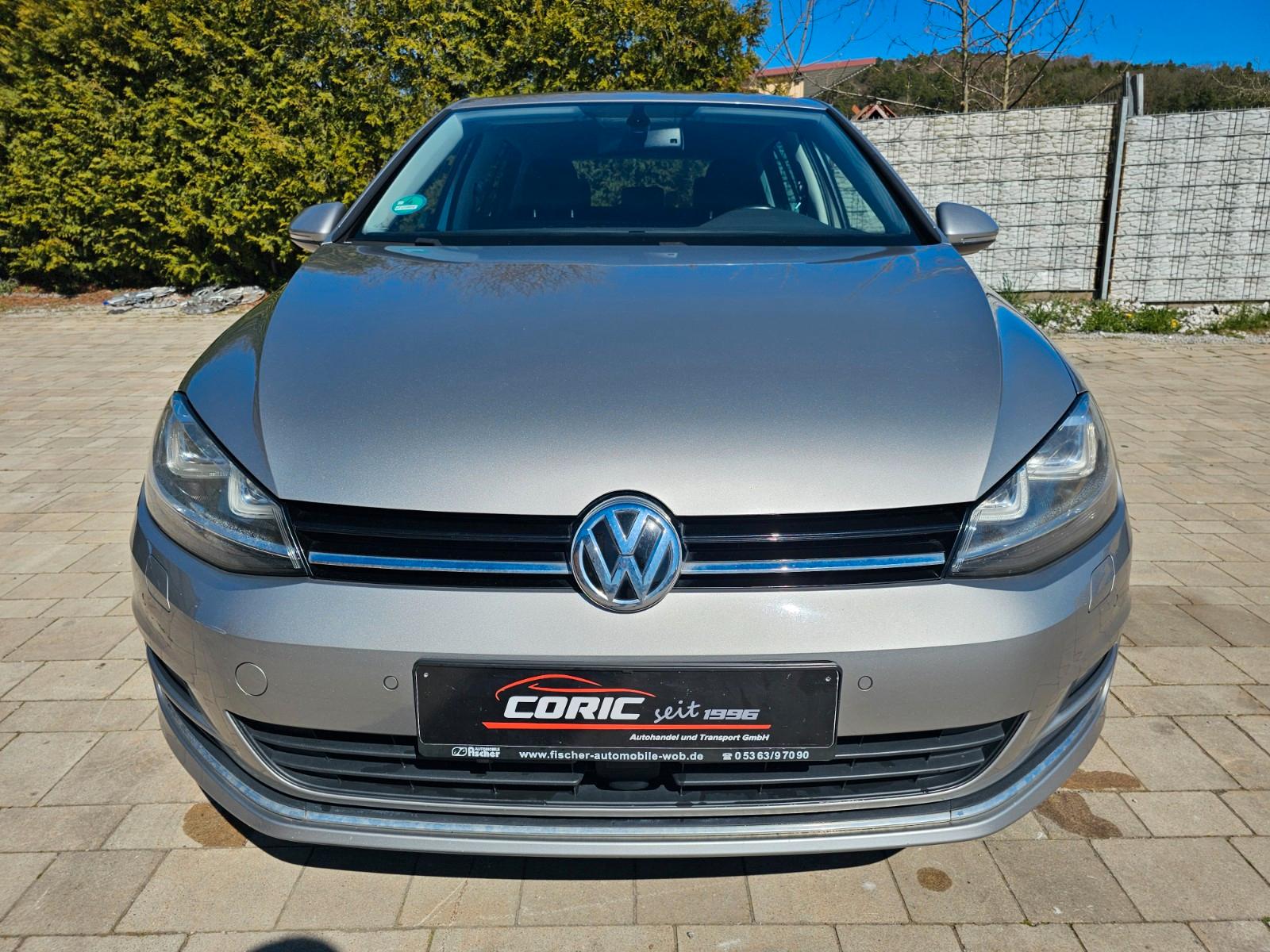 Volkswagen Golf VII Lim. Lounge BMT