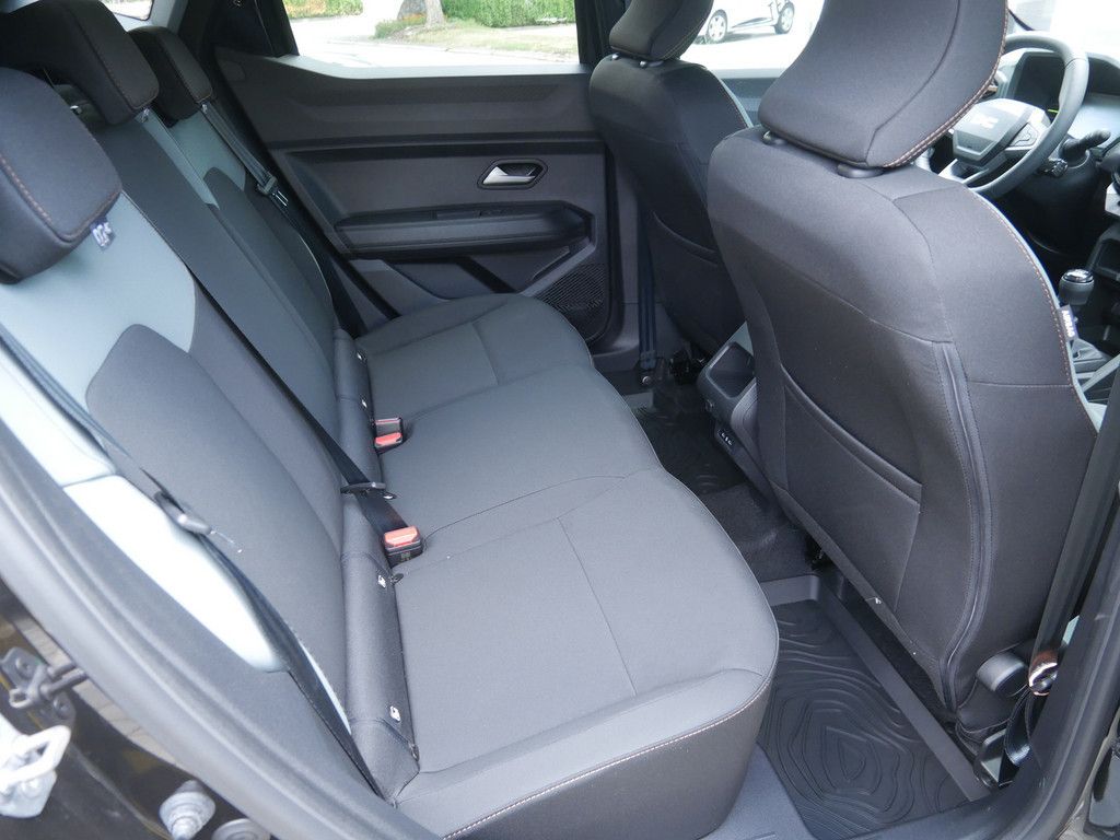 Fahrzeugabbildung Dacia Duster Extreme TCe 130 4x4