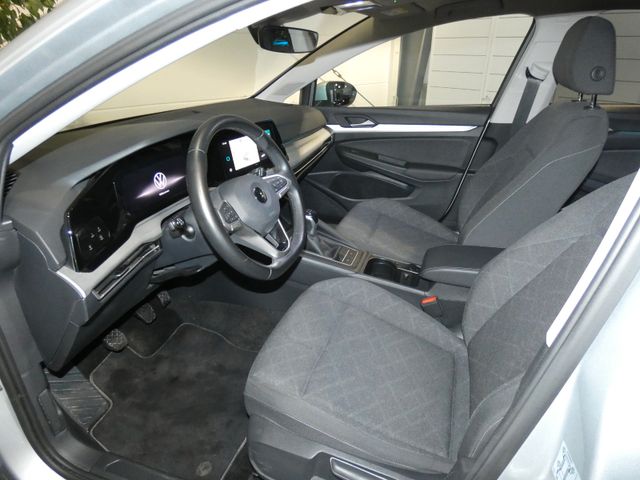Golf Variant 2.0 TDI Life AHKRückfahrkamera NAVI