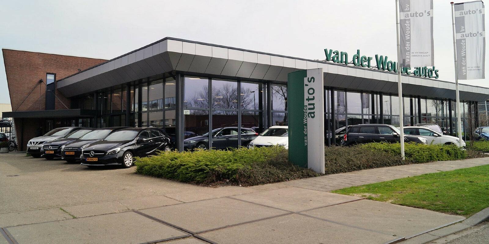showroom-image-main