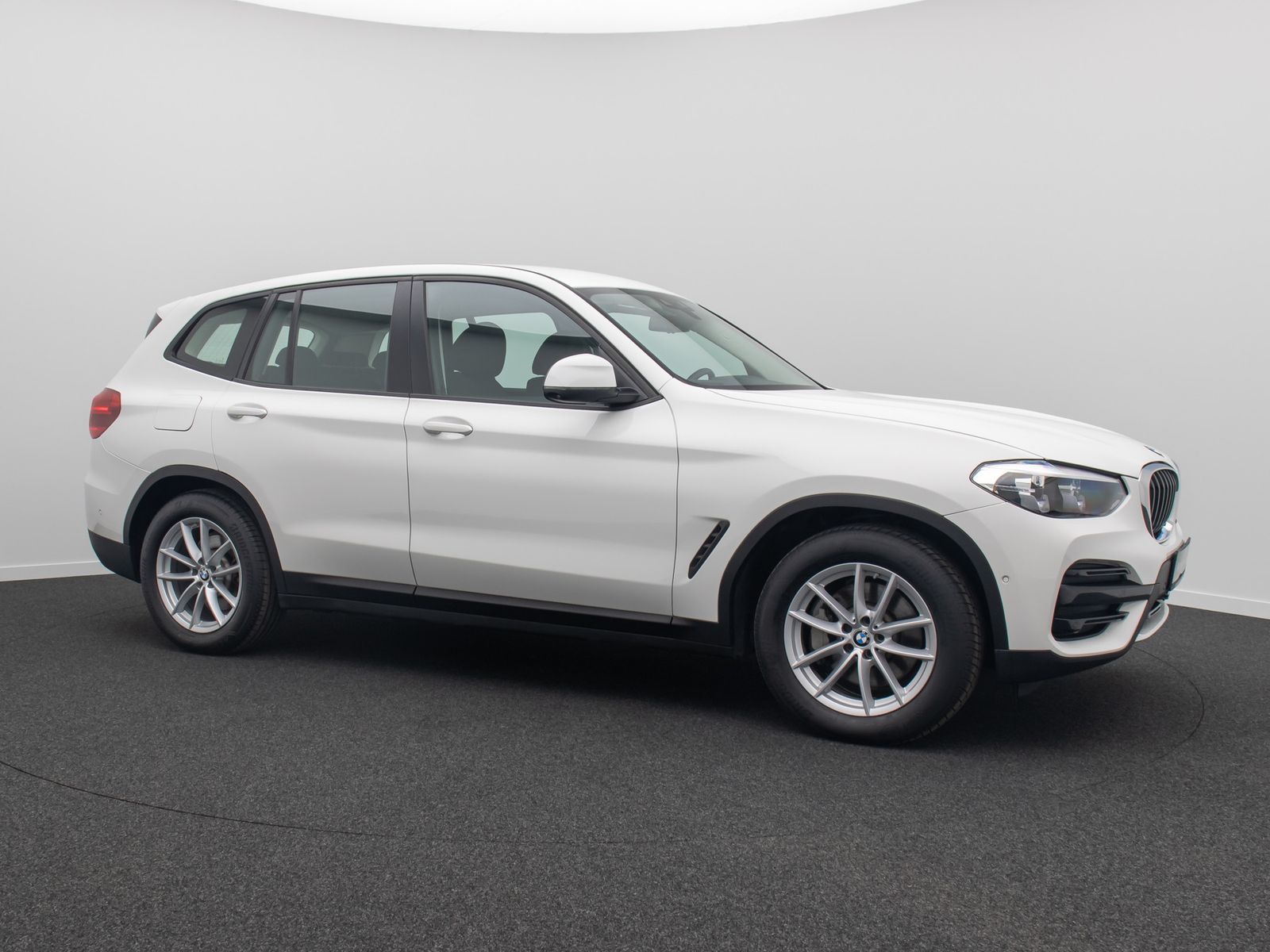 Fahrzeugabbildung BMW X3 xD30e ACC 360°FernlichtAss HiFi Alarm HUD DAB