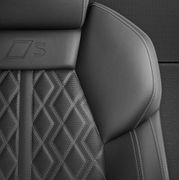 AUDI Q5 TDI Sportback 220kW PANO/CARBON/VOLL!!!!