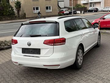 Volkswagen Passat Variant - 5