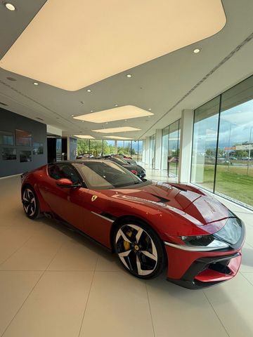 Ferrari FERRARI 12CILINDRI DISPONIBILE DA SETTEMBRE 2025