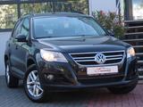 Volkswagen Tiguan 1.4 TSI 4Motion Klimaanlage Einparkhilfe - Gebrauchtwagen in Düsseldorf bis 5.000 Euro