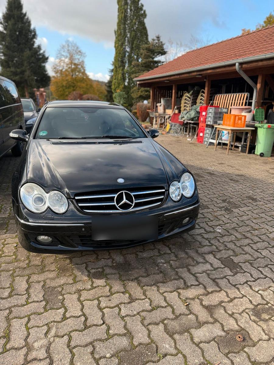 Mercedes-Benz CLK 220