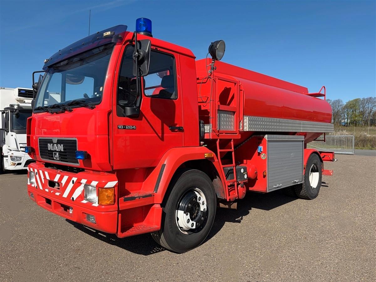 MAN 18.284 Tank - Firetruck