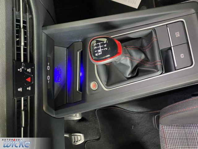 Golf VIII 2.0 TSI GTI NAVI KLIMA PDC LED