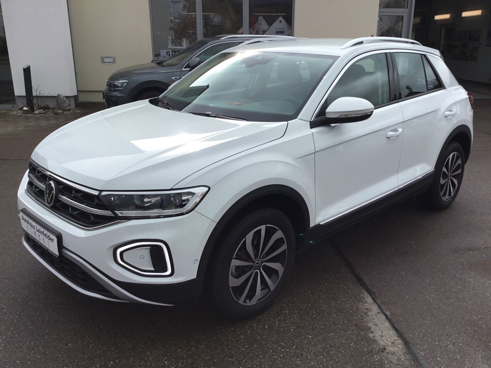 Fahrzeugabbildung Volkswagen T-Roc 2.0 TDI DSG Style+LED+AHK+ACC+Kamera