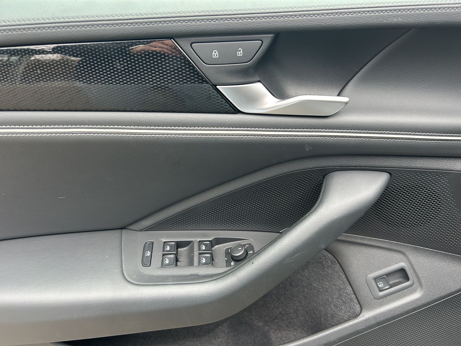 Volkswagen Passat Variant - Bild 13